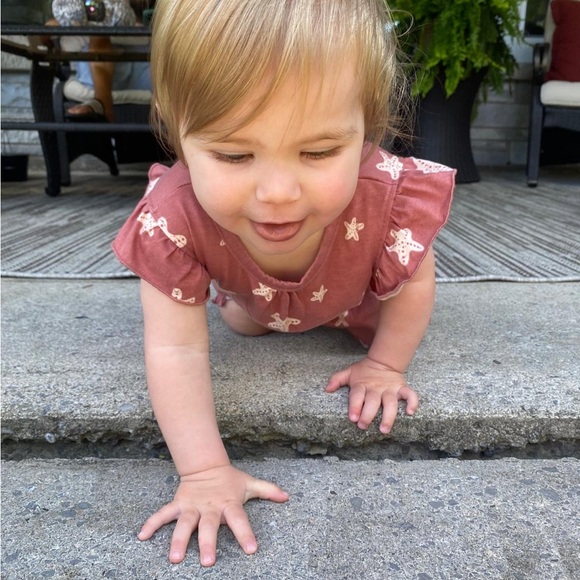 Meet your Posher, Deb - Picture 5 of 5